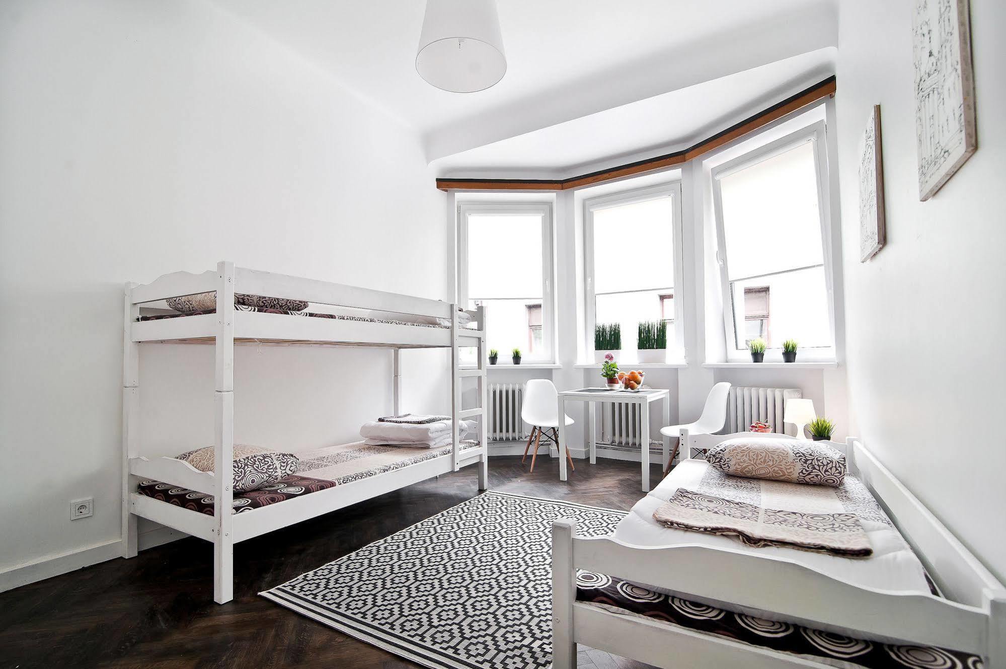 Extra Hostel "Easy Kaunas" المظهر الخارجي الصورة