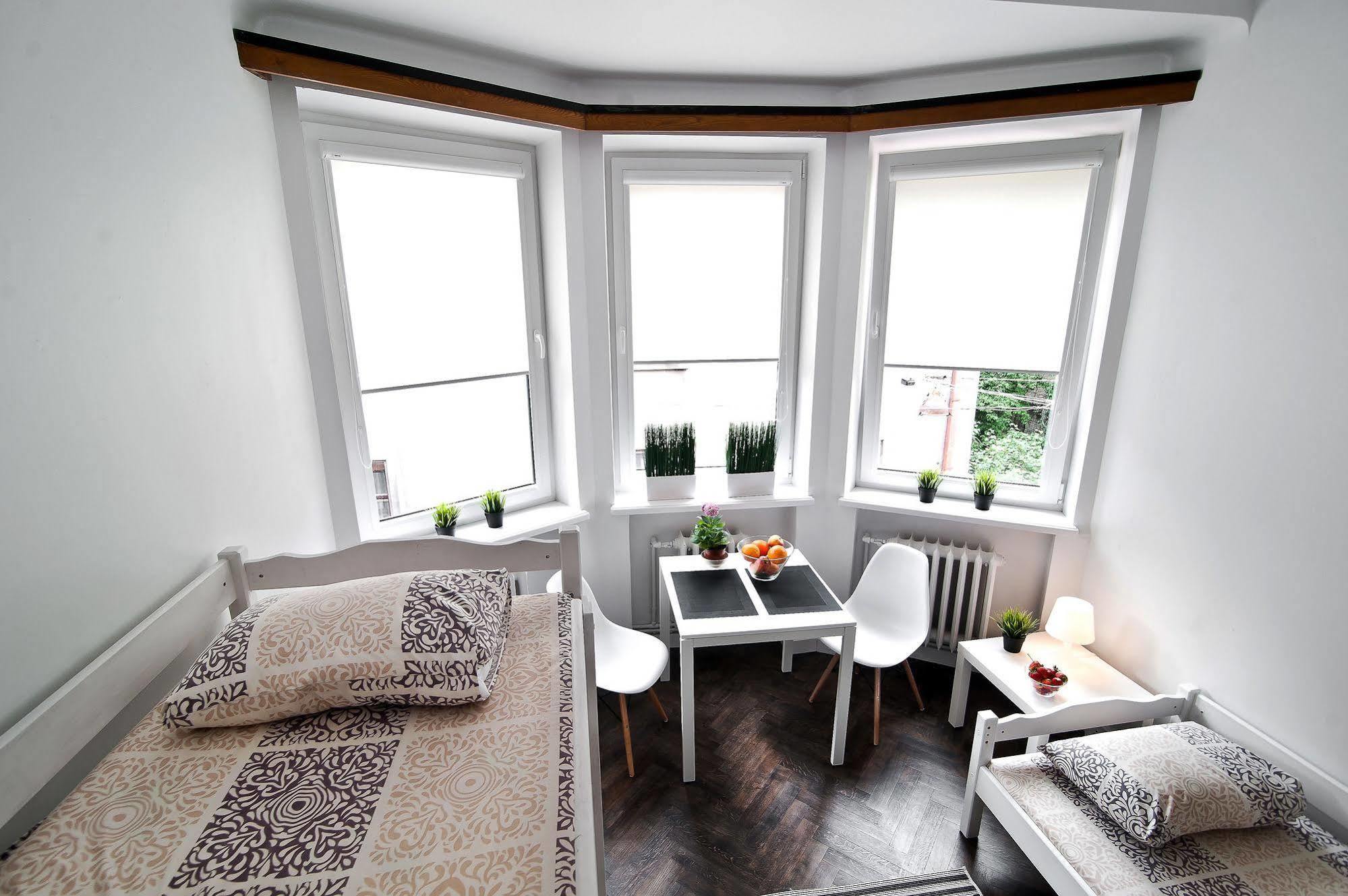 Extra Hostel "Easy Kaunas" المظهر الخارجي الصورة