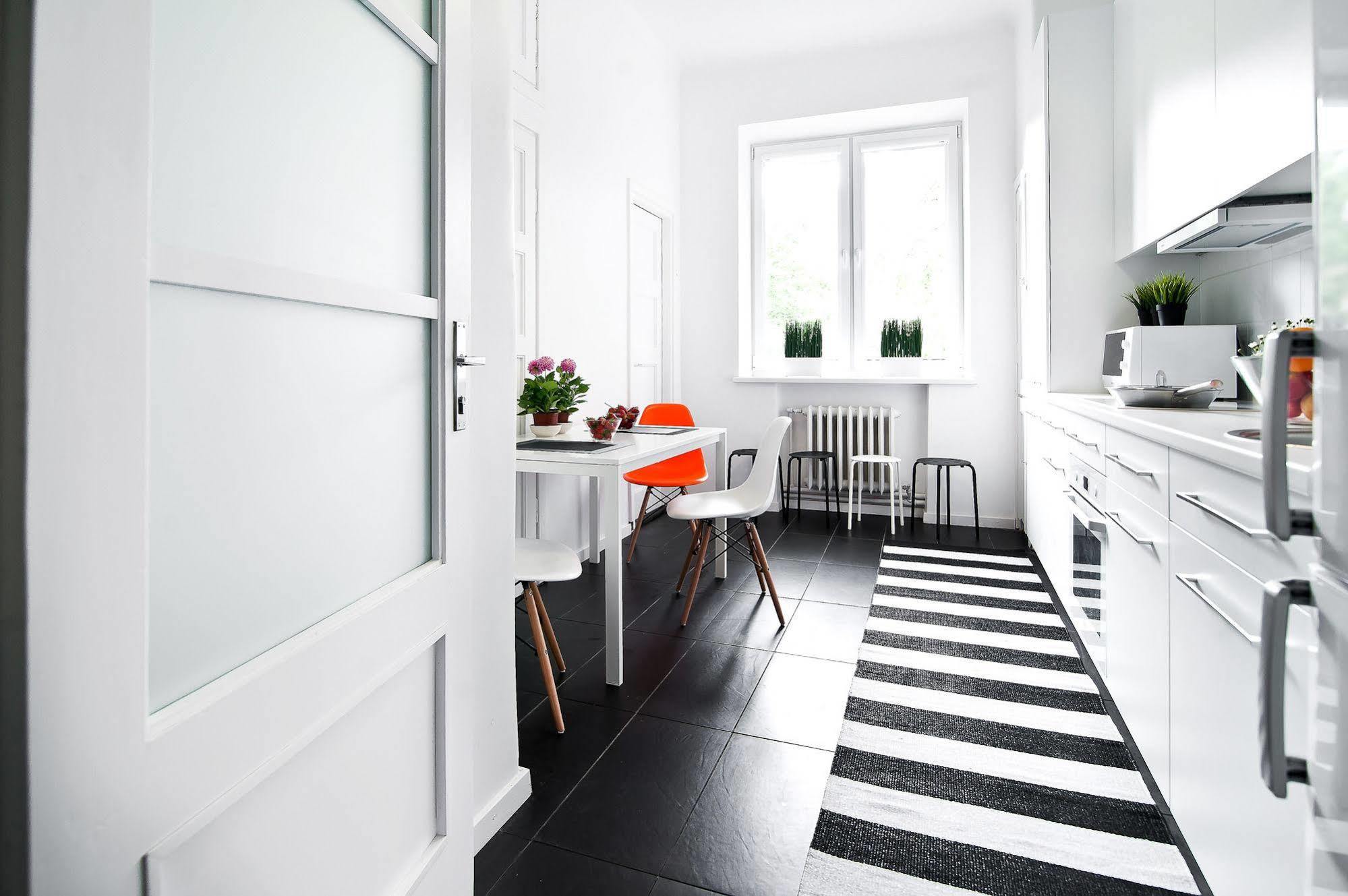 Extra Hostel "Easy Kaunas" المظهر الخارجي الصورة